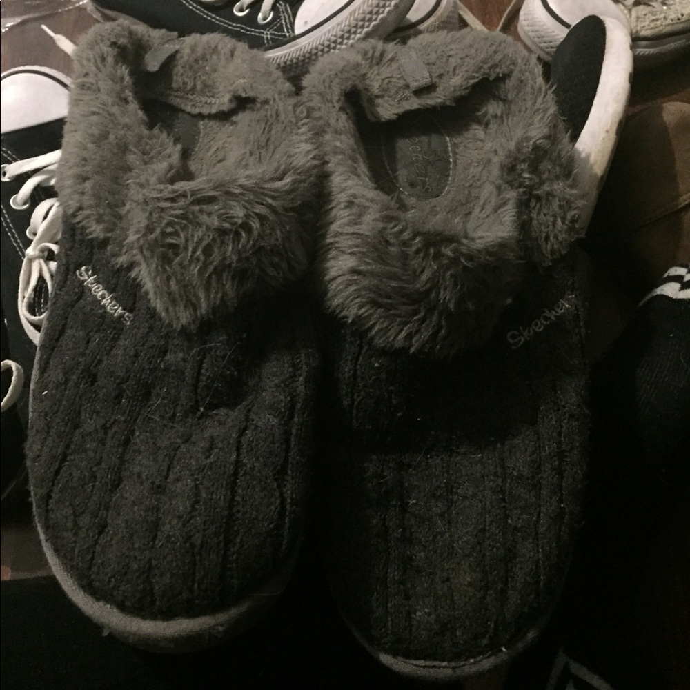 skechers slippers | women’s 11